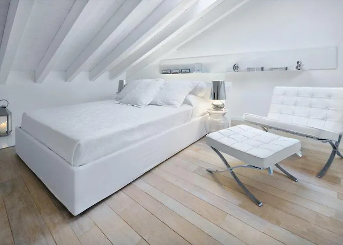 Apartman Loft Di Design A In Localita Borgo Castello Loano